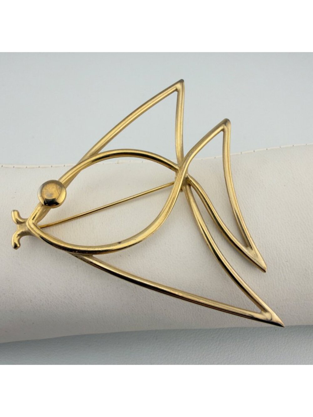 Vintage Abstract Large Fish Brooch Modernist Gold Tone Metal Pin Minimalist
